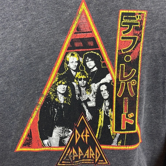 🎸 Def Leppard Cropped Long-Sleeve Graphic Band T-Shirt Women’s Size L - Picture 7 of 7